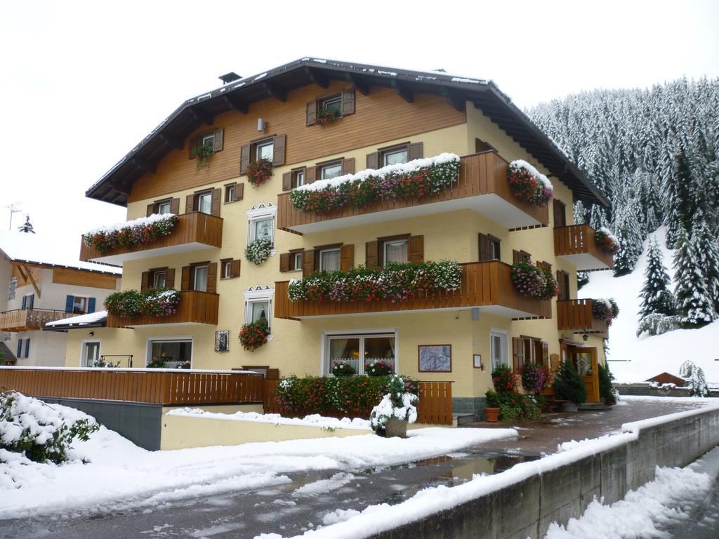 Hotel I Rododendri Valfurva Exterior photo