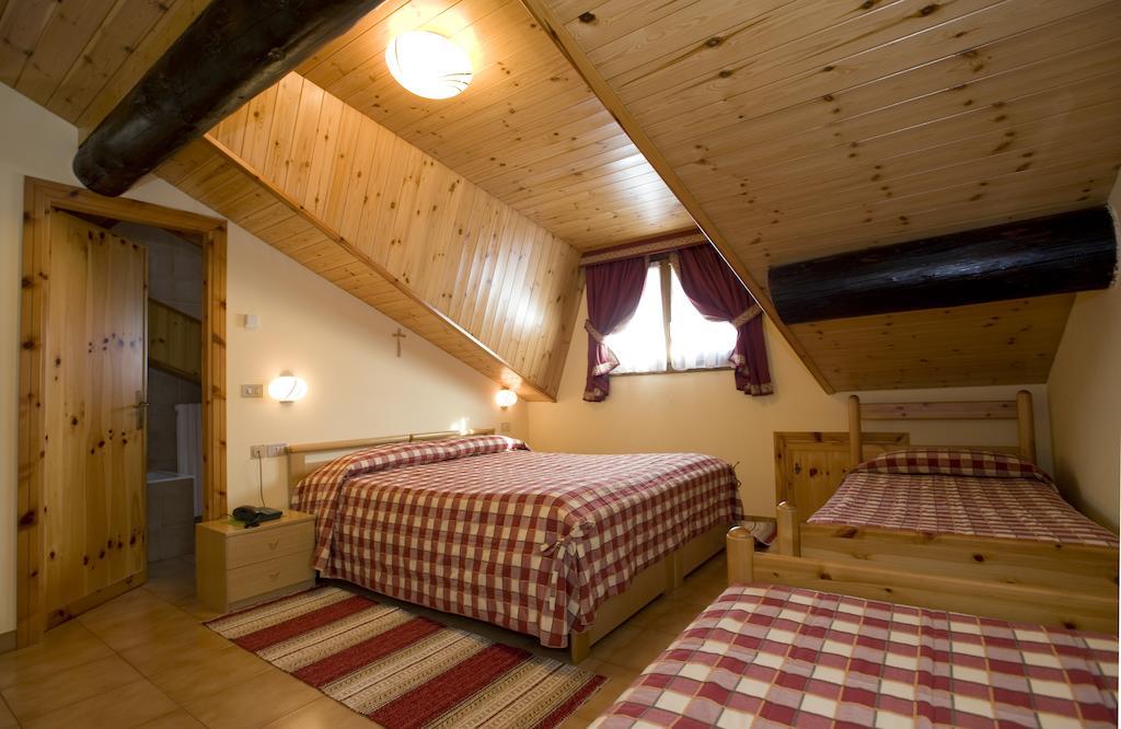Hotel I Rododendri Valfurva Room photo